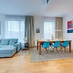 Premium Penthouse E51 3 Bedrooms And 2 Bathrooms 103qm Parking Free ミエンジズドロイェ