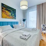 Premium Penthouse E51 3 Bedrooms And 2 Bathrooms 103qm Parking Free * ミエンジズドロイェ