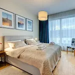 Premium Penthouse E51 3 Bedrooms And 2 Bathrooms 103qm Parking Free アパート *