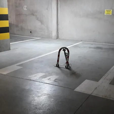 Premium Penthouse E51 3 Bedrooms And 2 Bathrooms 103qm Parking Free *