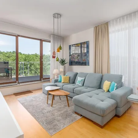 Premium Penthouse E51 3 Bedrooms And 2 Bathrooms 103qm Parking Free דירה