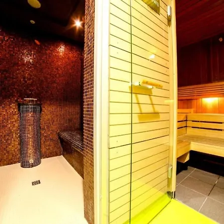 Premium Penthouse E51 3 Bedrooms And 2 Bathrooms 103qm Parking Free Lejlighed *