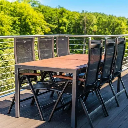 Premium Penthouse E51 3 Bedrooms And 2 Bathrooms 103qm Parking Free *